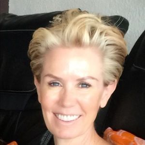 Meet your Posher, Jennifer